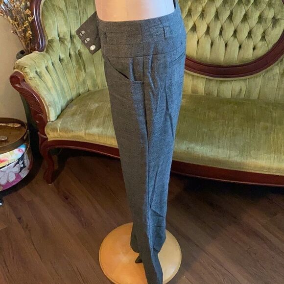 Tracy Evans-Limited. Grey, career pants. Juniors 9. - Picture 5 of 6